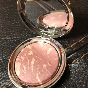NIB Ciate Illuminating blusher Marbled Light